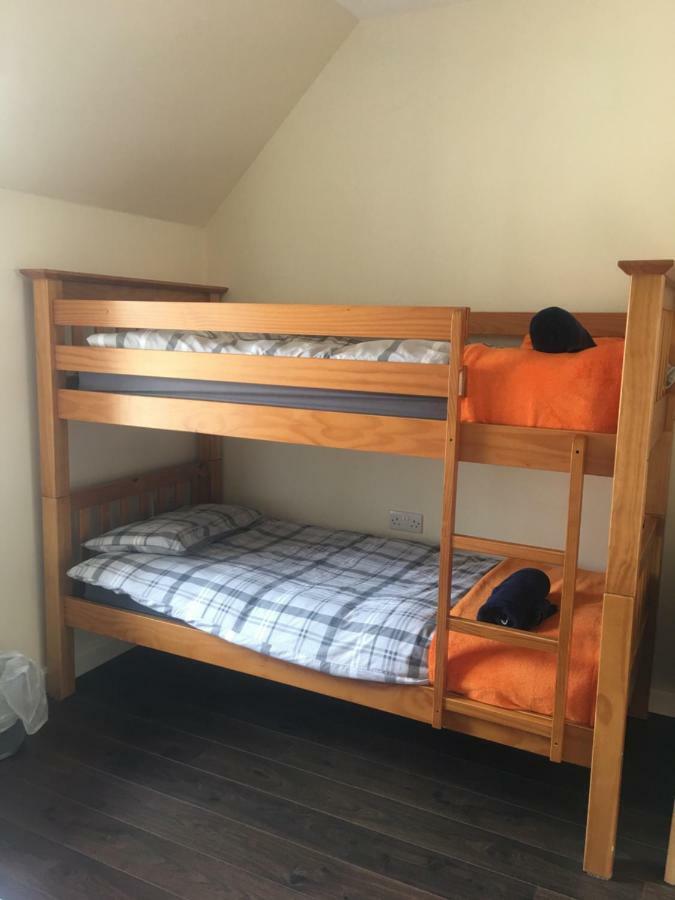 דרמנדרוכיט 1 Lochness Rooms&Hostel מראה חיצוני תמונה