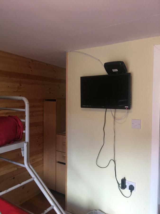 דרמנדרוכיט 1 Lochness Rooms&Hostel מראה חיצוני תמונה